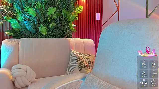 Snapshot of foxxxmegan chatting on October 2025 05:00:01 PM foxxxmegan online show from October 2025 05:00:01 PM