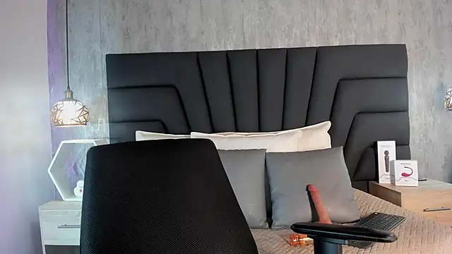 SARA STONE17 online show from January 2025 02:07:01 PM