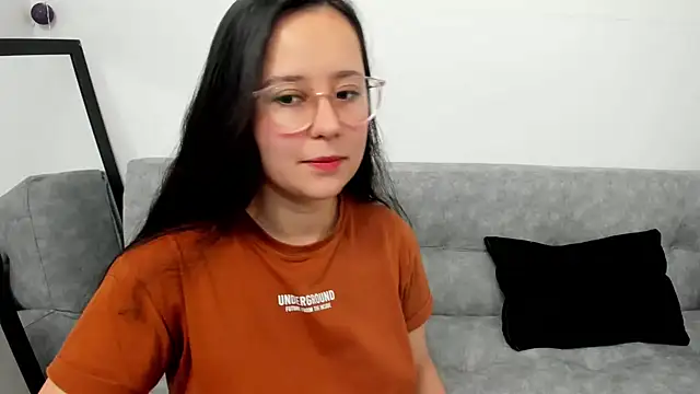 Snapshot of Sofiskies chatting on January 2025 11:45:02 PM Sofiskies online show from January 2025 11:45:02 PM