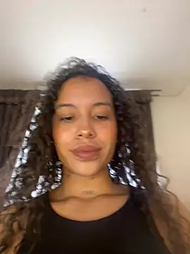 Snapshot of MarieLeon chatting on June 2026 08:22:02 PM MarieLeon online show from June 2026 08:22:02 PM