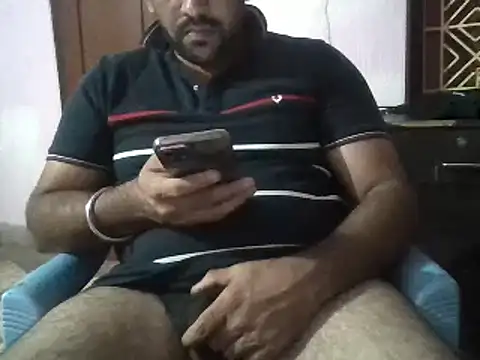 boyplay1000 online show from December 2024 04:38:01 PM