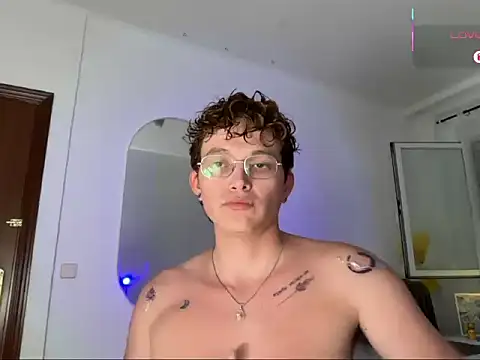ccamilo-andress online show from June 2026 07:51:02 PM