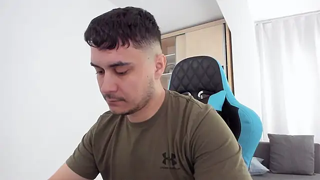 MatMalonne online show from March 2025 07:49:02 AM