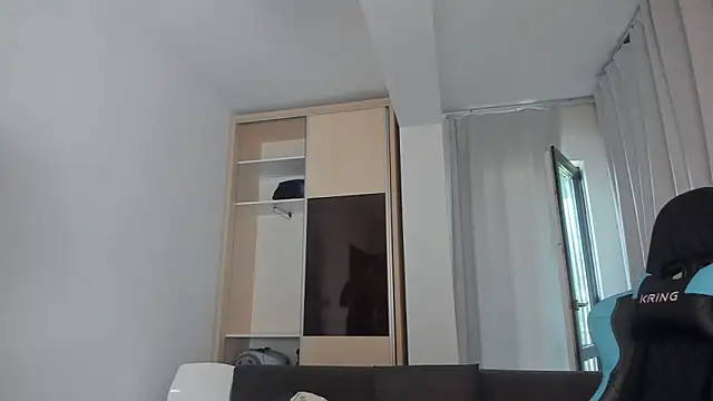 Snapshot of MatMalonne chatting on June 2026 12:44:02 PM MatMalonne online show from June 2026 12:44:02 PM