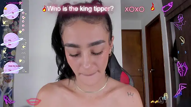 serafelle online show from February 2025 12:20:01 AM