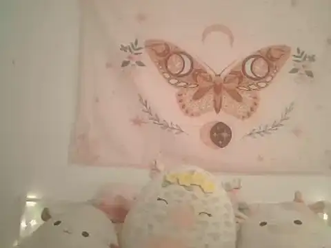 Snapshot of averietheangel chatting on March 2025 01:56:02 PM averietheangel online show from March 2025 01:56:02 PM