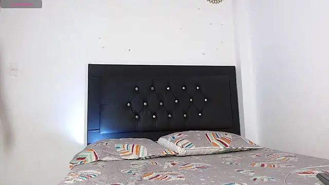 Snapshot of Adele_Rush chatting on September 2025 03:19:02 AM Adele Rush online show from September 2025 03:19:02 AM