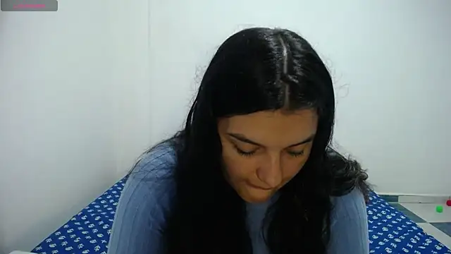 Laurenkenner  online show from December 2024 07:37:02 PM