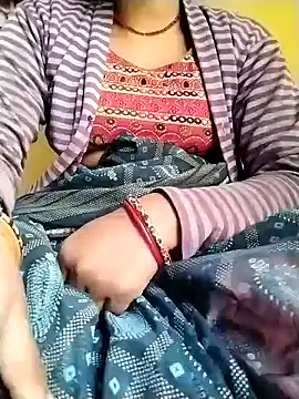 Snapshot of Cutkajal chatting on December 2024 08:00:02 AM Cutkajal online show from December 2024 08:00:02 AM