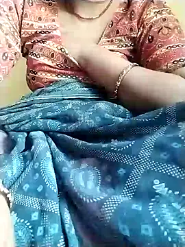 Snapshot of Cutkajal chatting on February 2025 08:01:01 AM Cutkajal online show from February 2025 08:01:01 AM