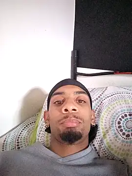 29YOURZ 28  online show from December 2024 05:19:01 PM