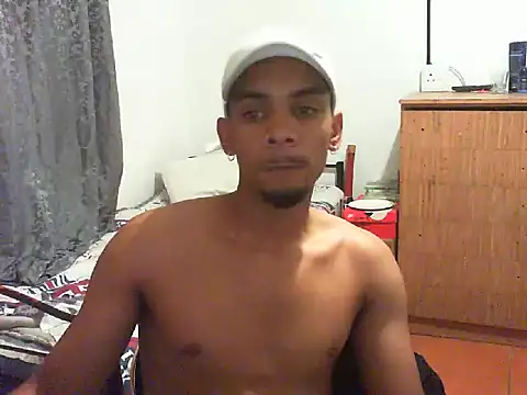 29YOURZ 28  online show from February 2025 08:09:02 PM