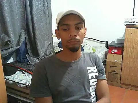 29YOURZ 28  online show from September 2025 05:11:02 AM