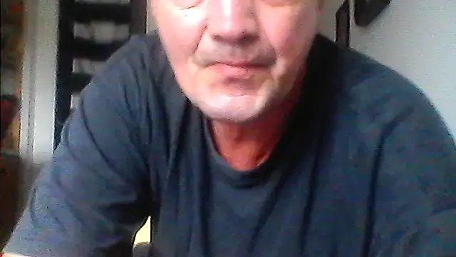 Snapshot of Bigpenis6y chatting on September 2025 09:33:02 AM Bigpenis6y online show from September 2025 09:33:02 AM