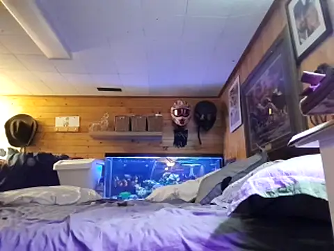 Ryan and Aurora online show from April 2026 09:23:01 PM