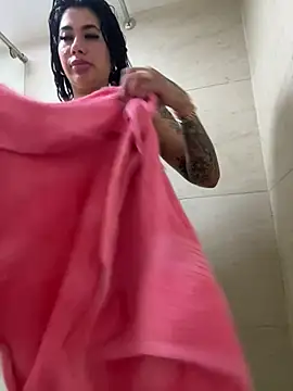 kiim taaylor online show from February 2025 10:26:02 PM