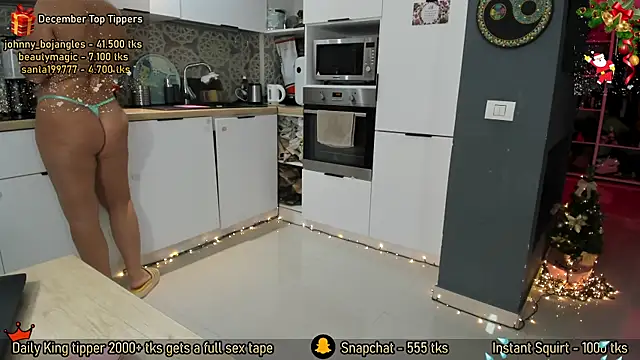 AmySuperHeroes online show from December 2025 01:06:01 PM