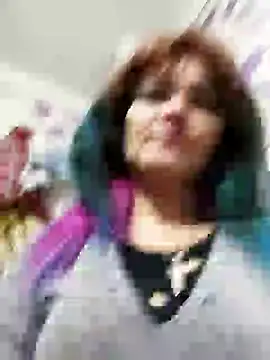 SweetLeila40 online show from December 2024 07:42:02 PM