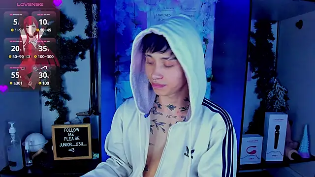 juniior 2311  online show from March 2025 02:45:01 AM