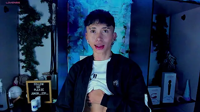 juniior 2311  online show from March 2025 12:21:01 AM