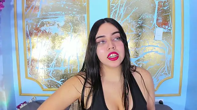 Snapshot of melaniecooperr chatting on January 2026 03:32:01 AM melaniecooperr online show from January 2026 03:32:01 AM