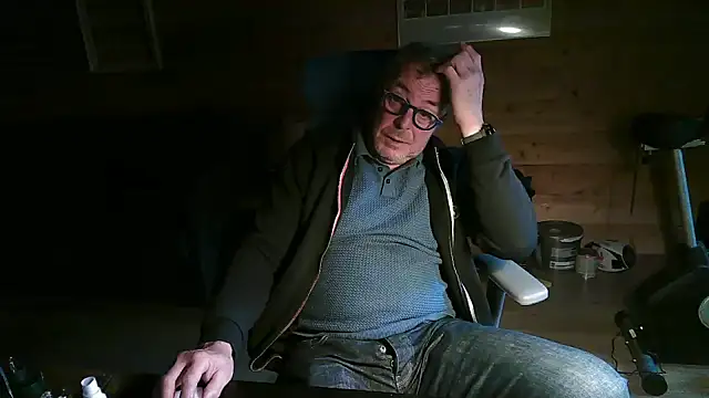 lelohop online show from November 2025 11:38:02 AM