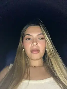 Snapshot of Odett_ chatting on February 2025 02:29:02 AM Odett online show from February 2025 02:29:02 AM