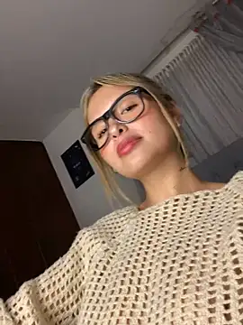 Snapshot of Odett_ chatting on March 2025 07:46:02 AM Odett online show from March 2025 07:46:02 AM