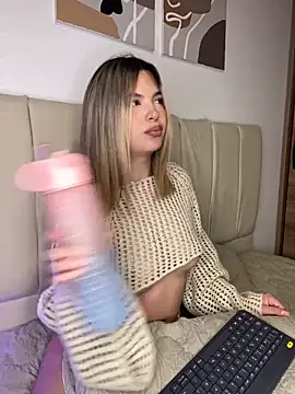 Odett  online show from February 2026 03:37:01 AM