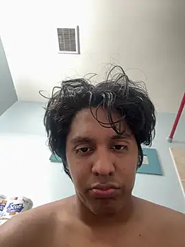 Melvinsiu online show from April 2026 10:40:02 PM