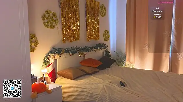 Snapshot of CassieMurr chatting on December 2024 06:03:02 AM CassieMurr online show from December 2024 06:03:02 AM