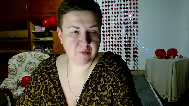 Annet1912 online show from February 2025 08:00:01 PM