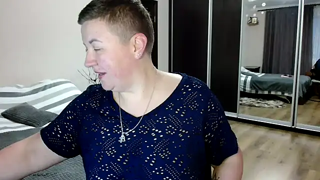 Annet1912 online show from September 2025 03:57:01 PM