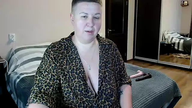 Annet1912 online show from November 2025 10:35:02 AM