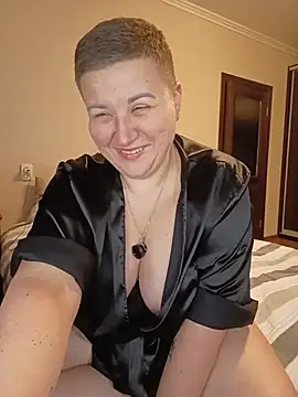 Annet1912 online show from May 2026 06:09:01 PM