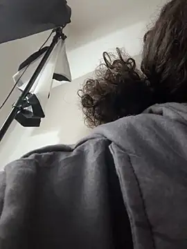 avans 15 online show from February 2025 01:19:02 PM