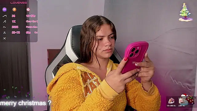 PaigeJayden online show from December 2025 02:49:01 AM