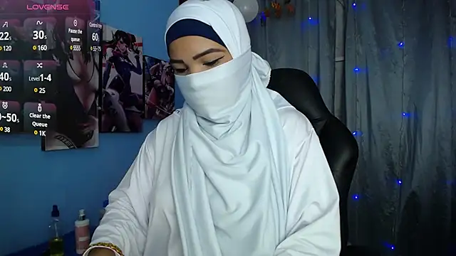 Snapshot of Falak-Yasin chatting on February 2025 11:55:01 AM Falak-Yasin online show from February 2025 11:55:01 AM