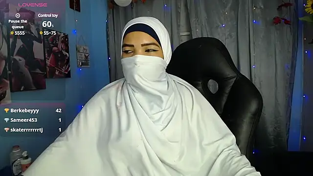 Snapshot of Falak-Yasin chatting on February 2025 03:00:01 PM Falak-Yasin online show from February 2025 03:00:01 PM