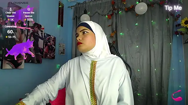 Snapshot of Falak-Yasin chatting on February 2025 01:00:02 PM Falak-Yasin online show from February 2025 01:00:02 PM