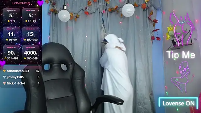 Snapshot of Falak-Yasin chatting on February 2025 04:10:01 PM Falak-Yasin online show from February 2025 04:10:01 PM