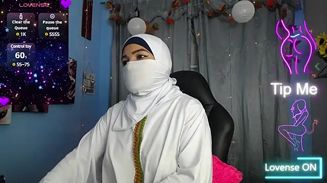 Snapshot of Falak-Yasin chatting on February 2025 12:09:02 PM Falak-Yasin online show from February 2025 12:09:02 PM