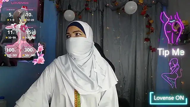 Snapshot of Falak-Yasin chatting on March 2025 12:02:02 PM Falak-Yasin online show from March 2025 12:02:02 PM