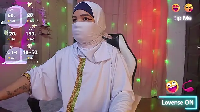 Snapshot of Falak-Yasin chatting on March 2025 03:51:02 PM Falak-Yasin online show from March 2025 03:51:02 PM