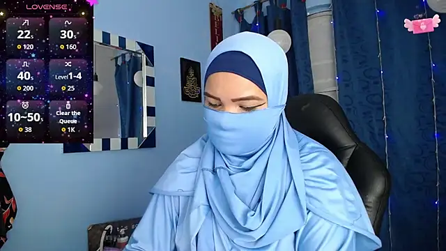 Snapshot of Falak-Yasin chatting on October 2025 12:25:02 PM Falak-Yasin online show from October 2025 12:25:02 PM