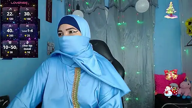 Snapshot of Falak-Yasin chatting on November 2025 12:22:02 PM Falak-Yasin online show from November 2025 12:22:02 PM