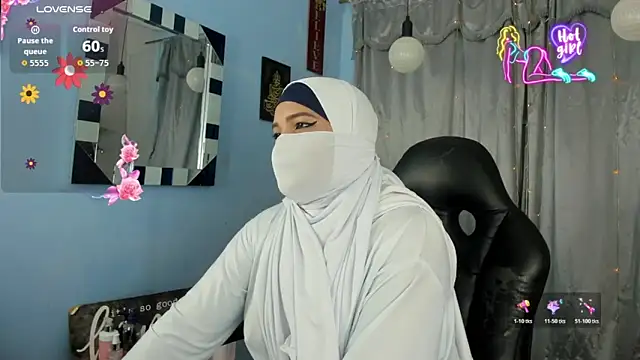 Snapshot of Falak-Yasin chatting on February 2026 12:21:01 PM Falak-Yasin online show from February 2026 12:21:01 PM