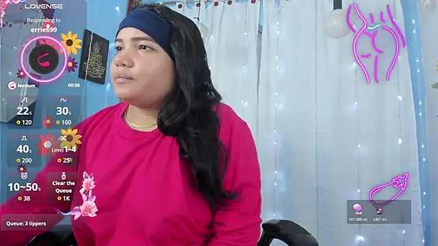 Snapshot of Falak-Yasin chatting on February 2026 11:54:01 AM Falak-Yasin online show from February 2026 11:54:01 AM