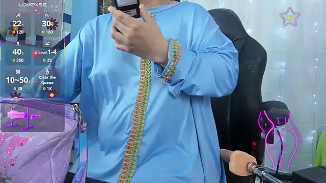 Snapshot of Falak-Yasin chatting on February 2026 12:04:02 PM Falak-Yasin online show from February 2026 12:04:02 PM