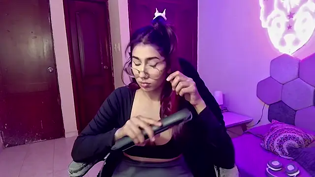 Horny tgn online show from March 2025 05:57:02 PM